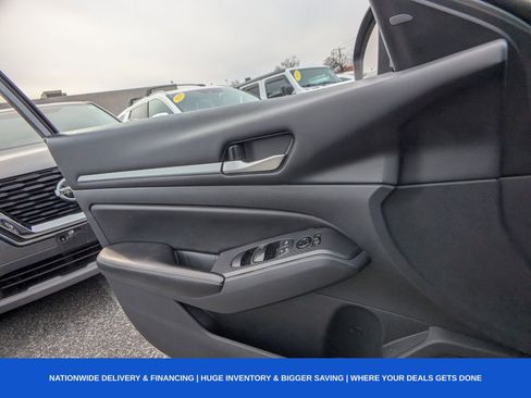 Used 2022 Nissan Altima 2.5 SV image 27