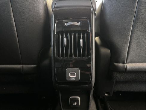 Used 2025 Jeep Compass Limited AWD/4WD image 10