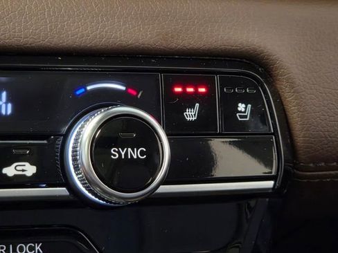 Used 2024 Honda Pilot Elite image 28