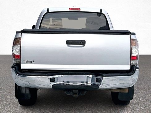 Used 2010 Toyota Tacoma PreRunner image 6