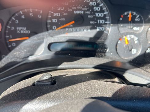 Used 2007 Chevrolet Silverado 2500 LT w/ Skid Plate Package image 7