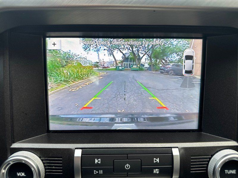 Used 2019 Ford Mustang Premium RWD image 20