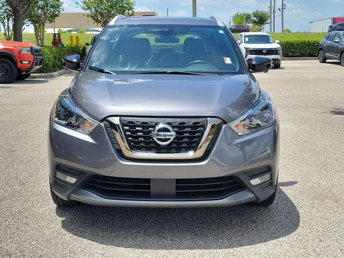 Certified 2020 Nissan Kicks SR w/ SR Premium Package FWD image 2