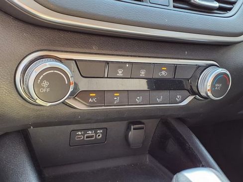 Used 2021 Nissan Altima 2.5 SV FWD image 7