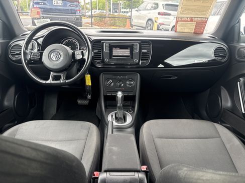 Used 2016 Volkswagen Beetle 1.8T S FWD image 26