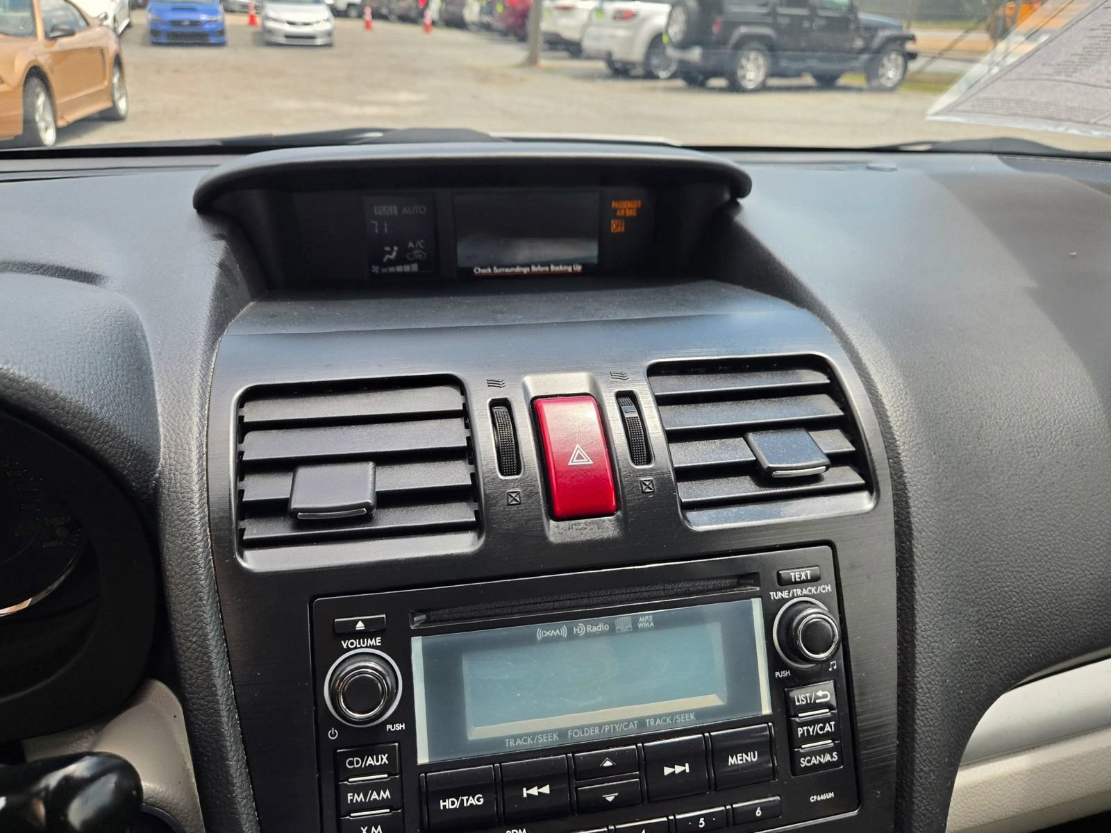 Used 2015 Subaru Forester 2.5i Touring AWD/4WD image 6