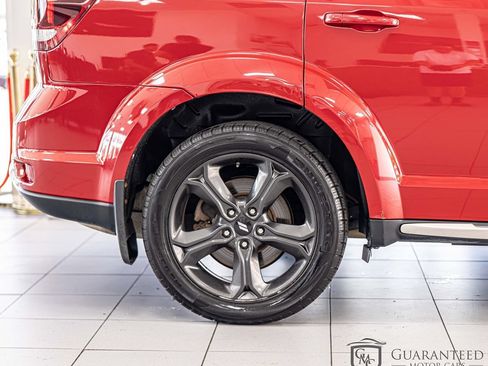 Used 2020 Dodge Journey Crossroad FWD image 10