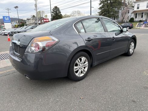 Used 2011 Nissan Altima 2.5 S w/ Convenience Pkg image 7
