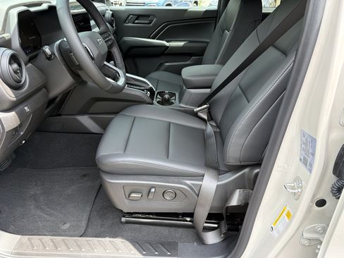 New 2026 Chevrolet Colorado Trail Boss AWD/4WD image 9