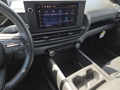 New 2024 Chevrolet Silverado EV W/T AWD/4WD image 35