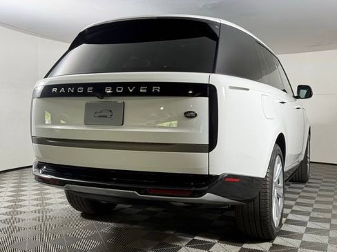 Used 2023 Land Rover Range Rover SE image 8