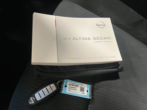 Used 2015 Nissan Altima 2.5 S w/ Sport Value Package FWD image 12