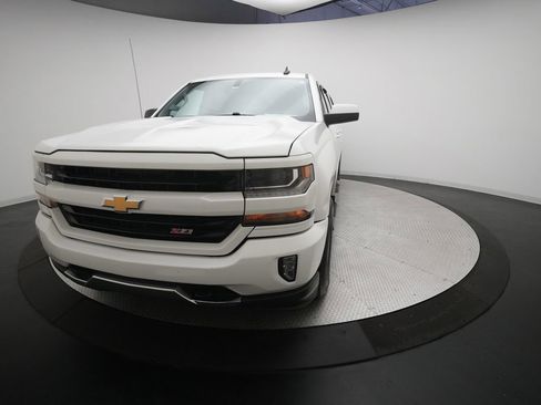 Used 2017 Chevrolet Silverado 1500 LT w/ All Star Edition AWD/4WD image 28