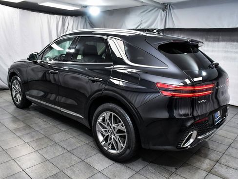 Used 2025 Genesis GV70 2.5T w/ Select Package image 4