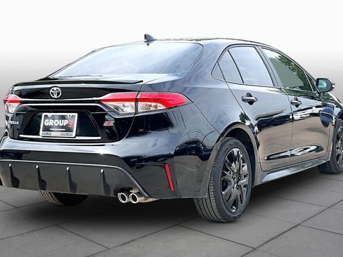 Used 2025 Toyota Corolla SE FWD image 13