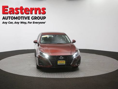 Used 2023 Nissan Altima 2.5 SV AWD/4WD image 51