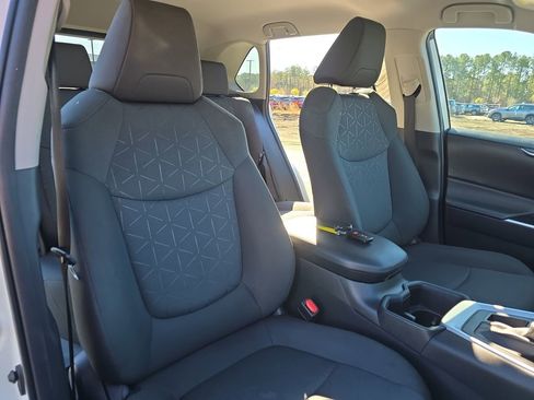Used 2023 Toyota RAV4 XLE image 12