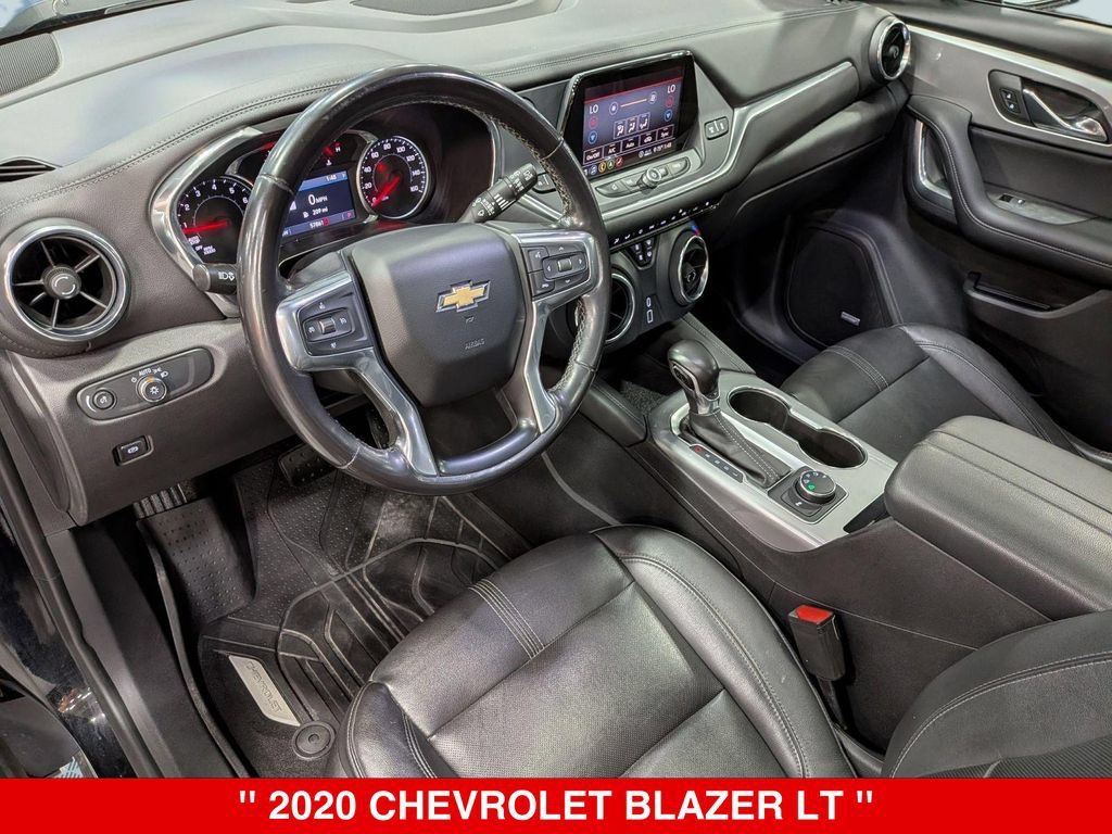 Used 2020 Chevrolet Blazer LT w/ Sound & Technology Package AWD/4WD image 11