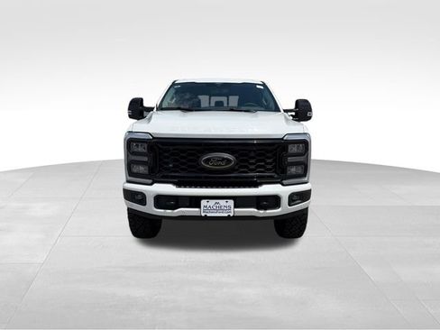 New 2026 Ford F350 Lariat w/ Tremor Off-Road Package AWD/4WD image 9