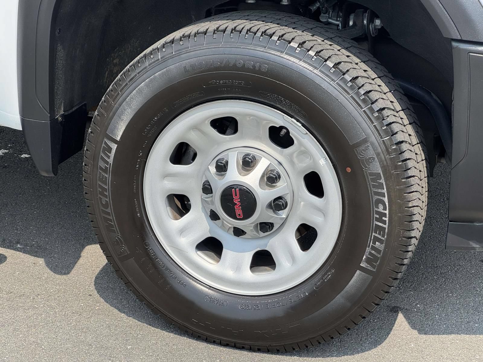 Certified 2024 GMC Sierra 3500 Pro RWD image 7
