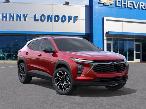 New 2026 Chevrolet Trax RS w/ Sunroof Package FWD image 7