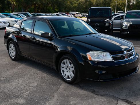 Used 2014 Dodge Avenger SE image 15