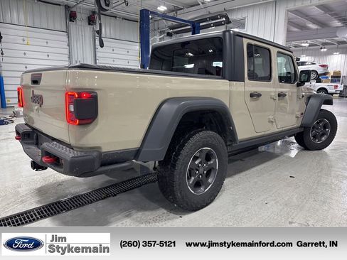 Used 2022 Jeep Gladiator Rubicon w/ LED Lighting Group image 8