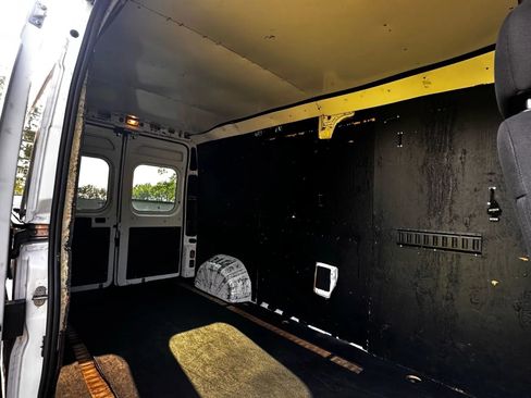 Used 2021 RAM ProMaster 2500 image 24