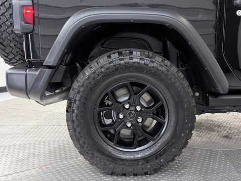 Certified 2024 Jeep Wrangler Willys image 11