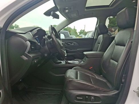 Used 2020 Chevrolet Traverse Premier w/ Redline Edition AWD/4WD image 15