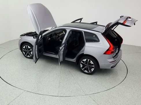 New 2026 Volvo XC60 B5 Plus w/ Climate Package image 16