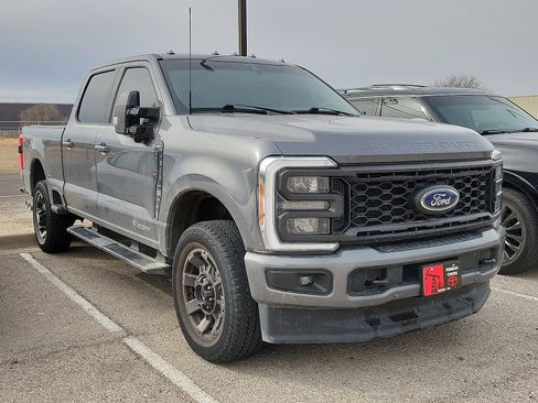 Used 2023 Ford F250 Lariat w/ Lariat Ultimate Package image 4