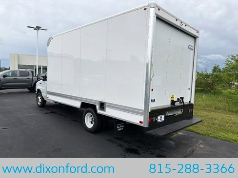 New 2027 Ford E-350 and Econoline 350 Super Duty w/ Power Equipment Group RWD image 5