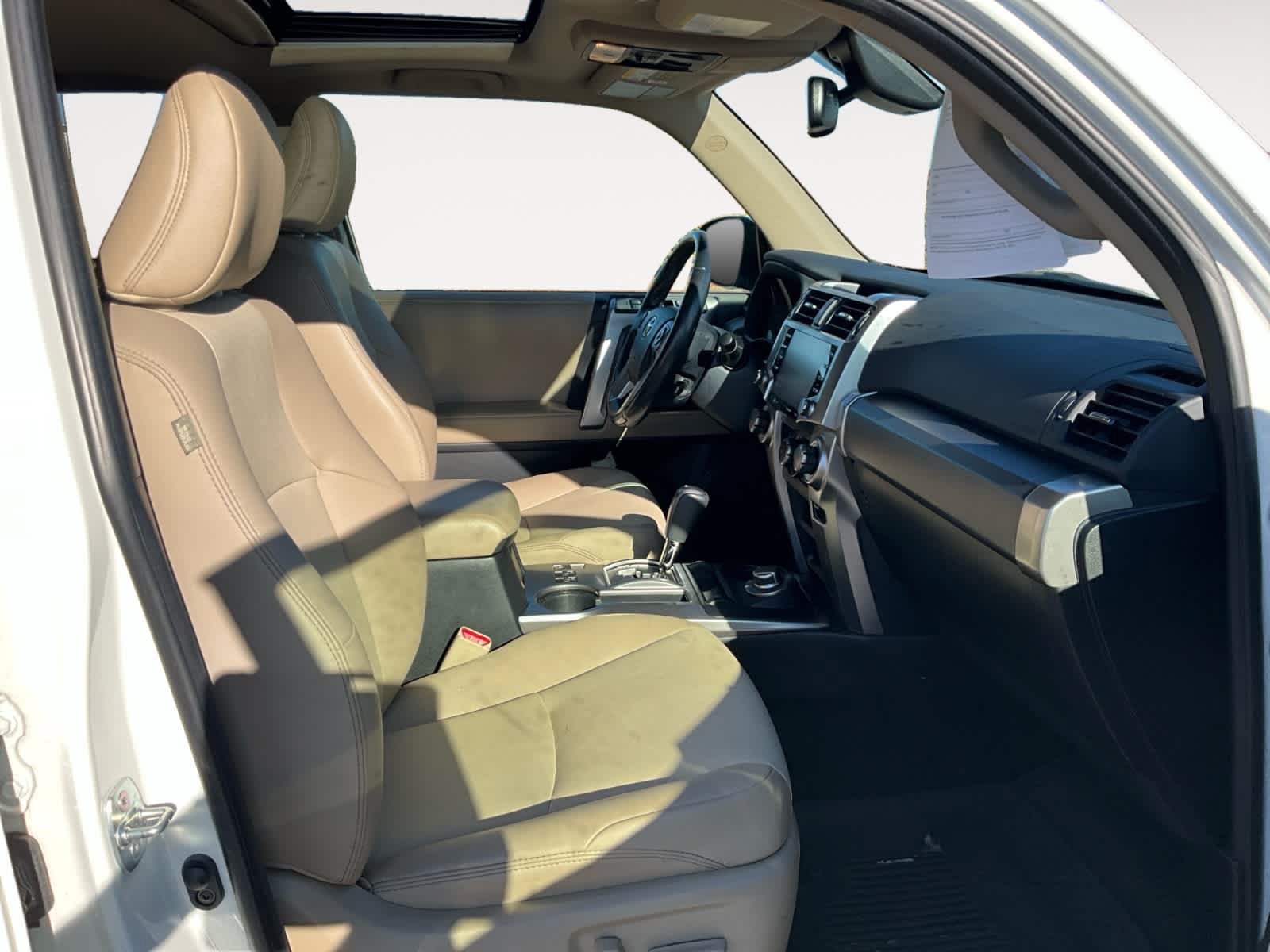 Used 2023 Toyota 4Runner SR5 Premium w/ Moonroof Package AWD/4WD image 15