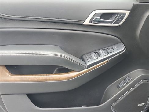 Certified 2019 GMC Yukon Denali w/ Open Road Package image 9