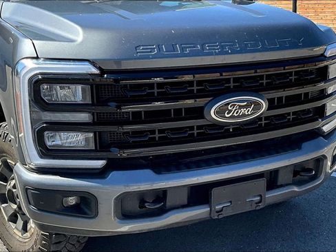 Used 2024 Ford F250 Lariat w/ Tremor Off-Road Package AWD/4WD image 22