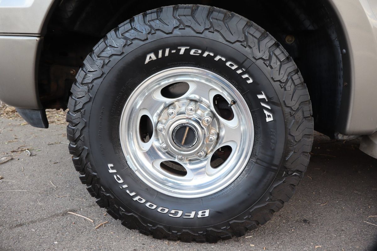 Used 2005 Ford Excursion Limited AWD/4WD image 41