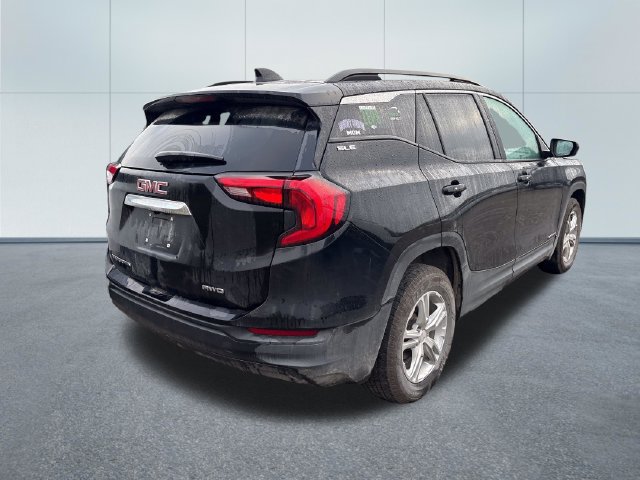 Used 2021 GMC Terrain SLE w/ Driver Convenience Package AWD/4WD image 4