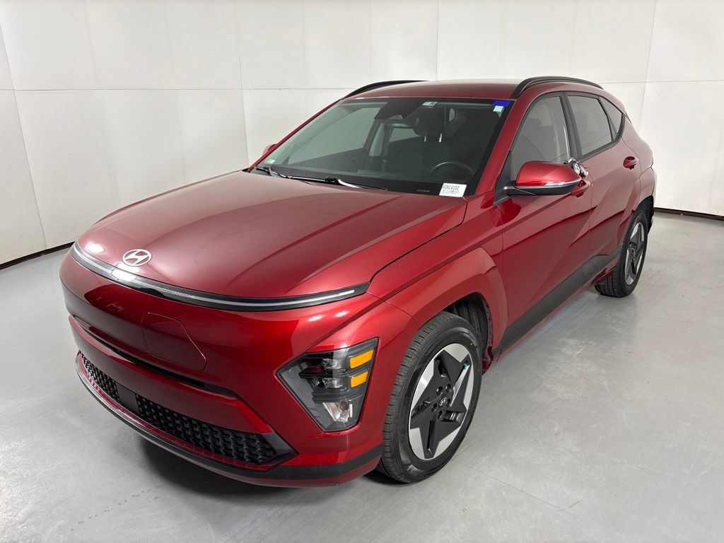 Used 2025 Hyundai Kona SEL FWD image 4