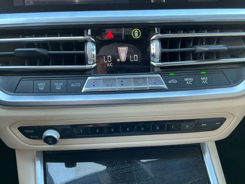 Used 2019 BMW 330i Sedan image 32