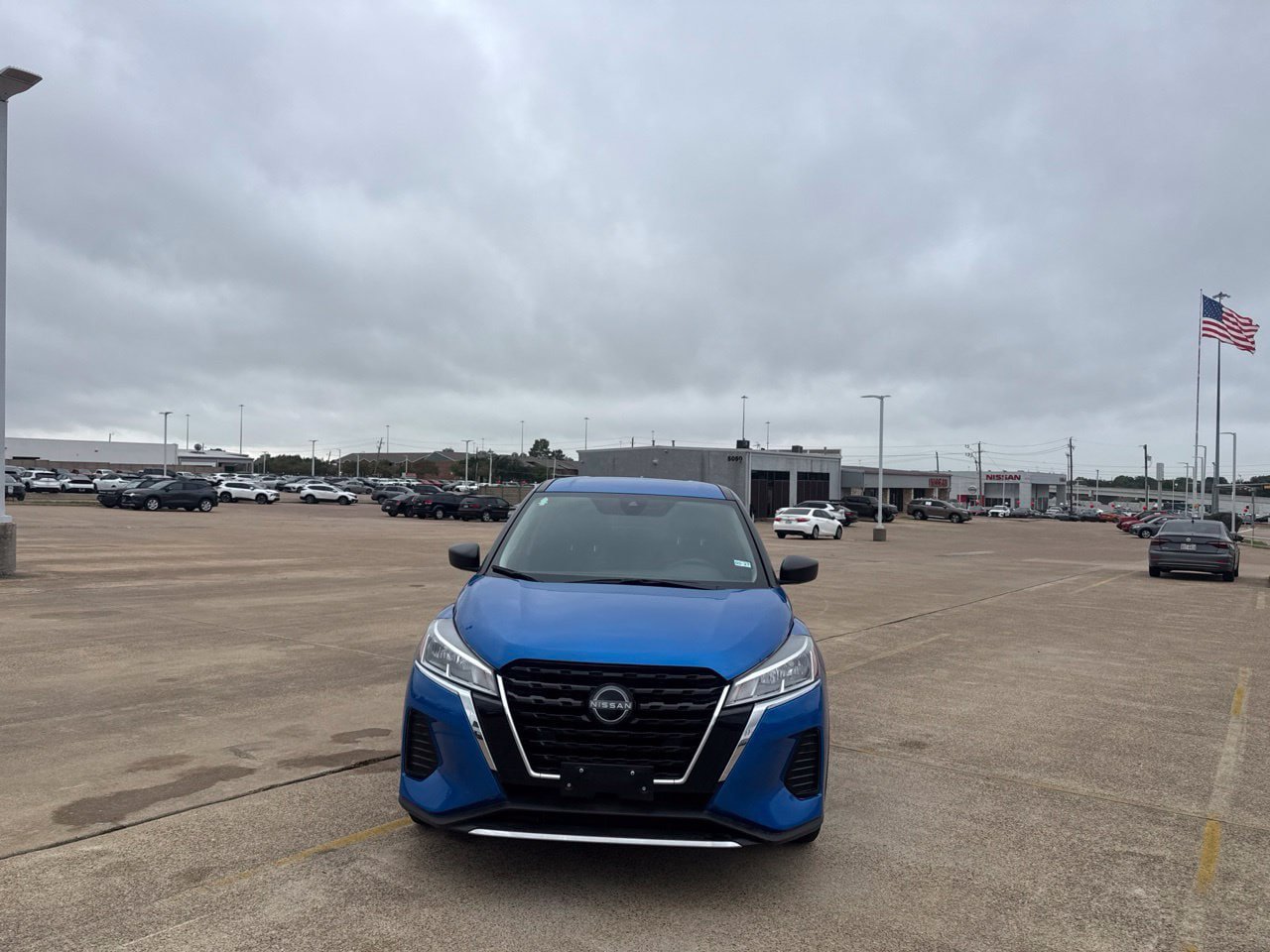 Used 2025 Nissan Kicks Play S FWD image 7