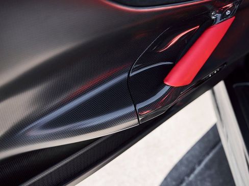 Used 2023 Ferrari SF90 Stradale image 43