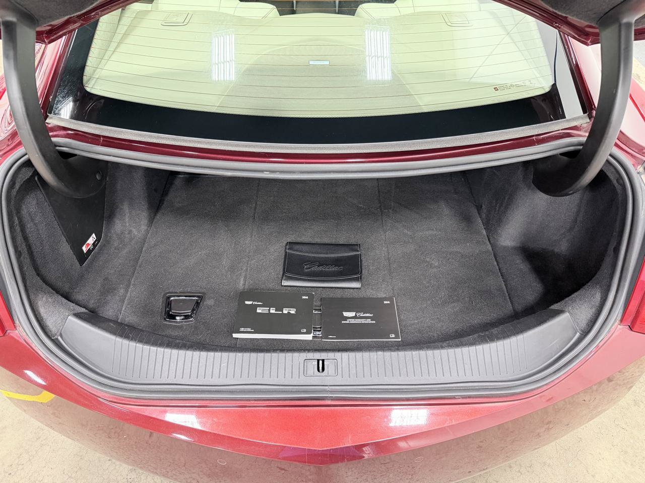 Used 2016 Cadillac ELR FWD image 26
