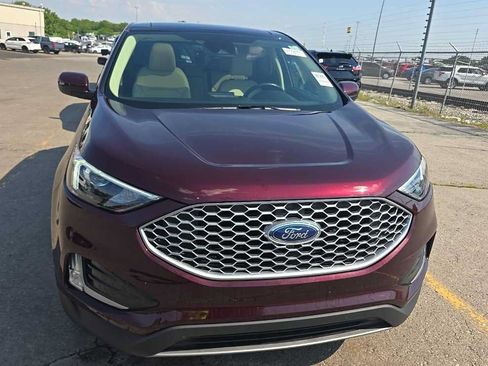 Used 2023 Ford Edge SEL w/ Convenience Package AWD/4WD image 2