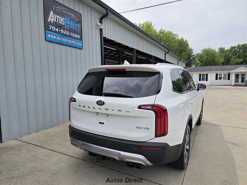 Used 2020 Kia Telluride EX w/ EX Premium Package FWD image 30