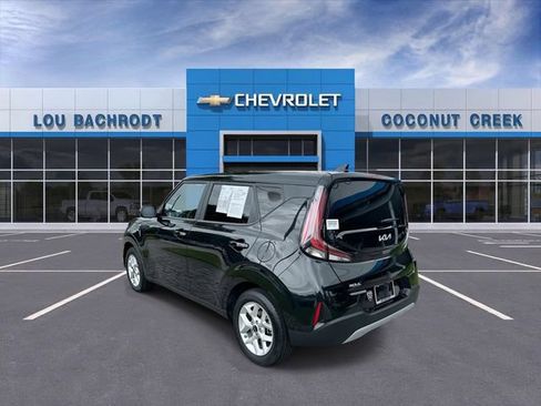 Used 2024 Kia Soul LX w/ Option Group 015 FWD image 6