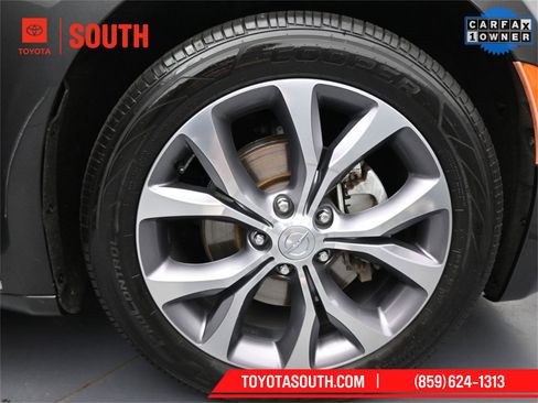 Used 2020 Chrysler Pacifica Limited image 27