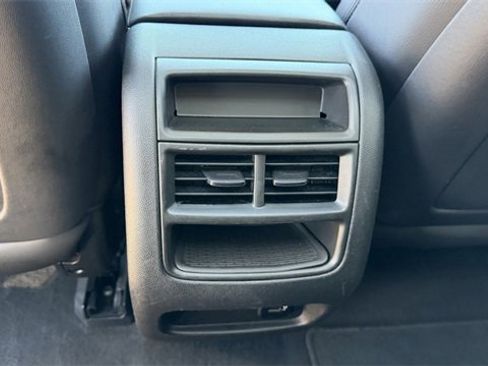 Used 2017 Cadillac XT5 Luxury image 27