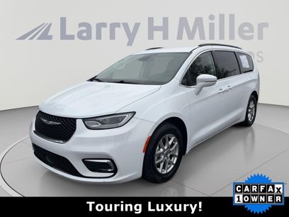 Used 2022 Chrysler Pacifica Touring-L