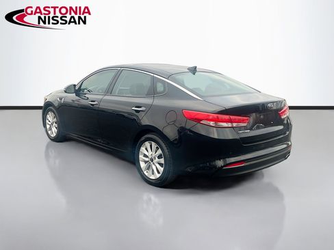 Used 2016 Kia Optima EX w/ Premium Package image 6